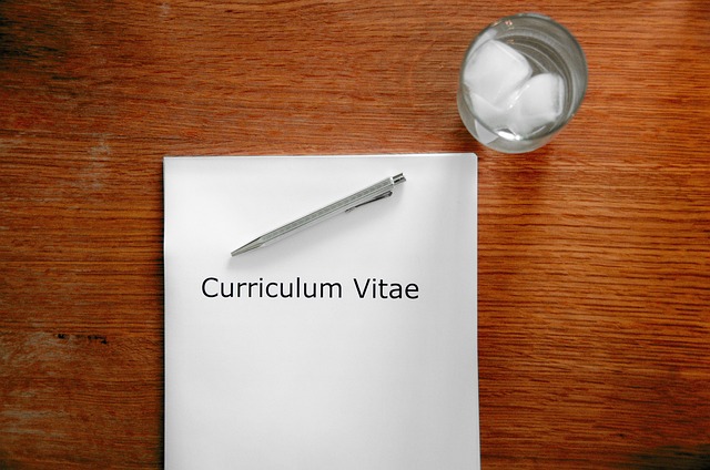 curriculum outline on tablet with study notes